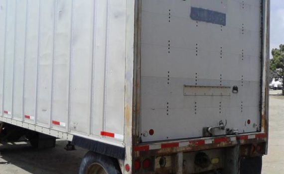 1987 TEMPTE 28-foot Semi-Trailer - $2,300 | Warehouse Options image 4