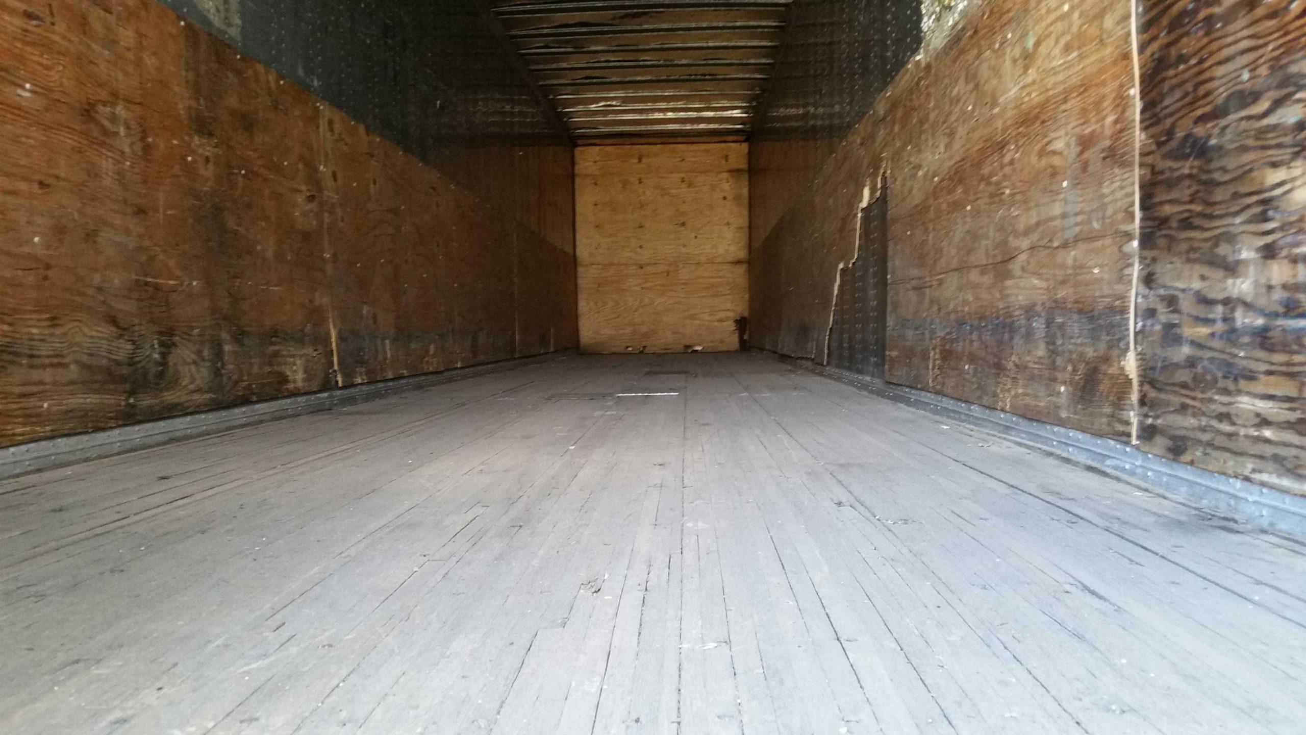 1978 STOUGHTON 48-foot Semi-Trailer - $3,000 | Warehouse Options image 4