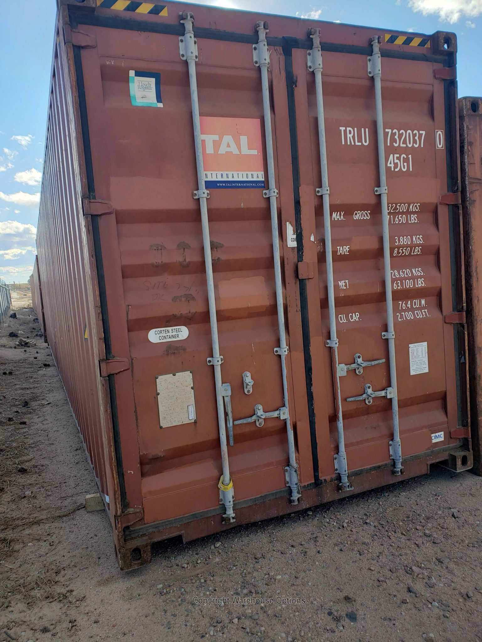 sold-40-foot-storage-container-3-900-warehouse-options